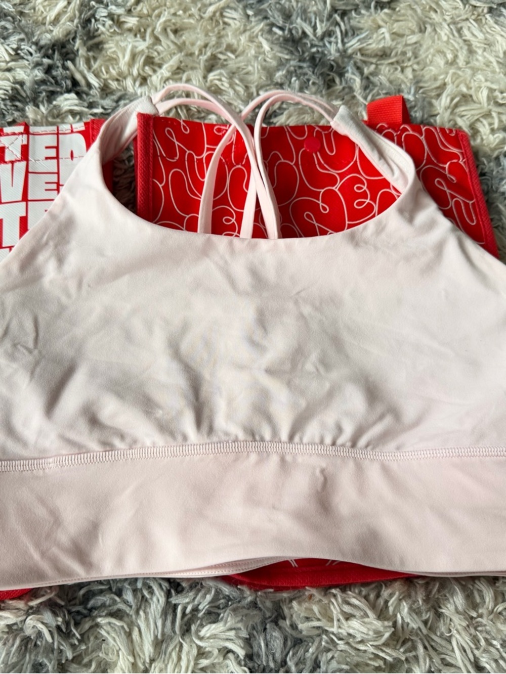 lululemon Energy Longline Bra
Medium Support B-D Cups pink pearl size 8